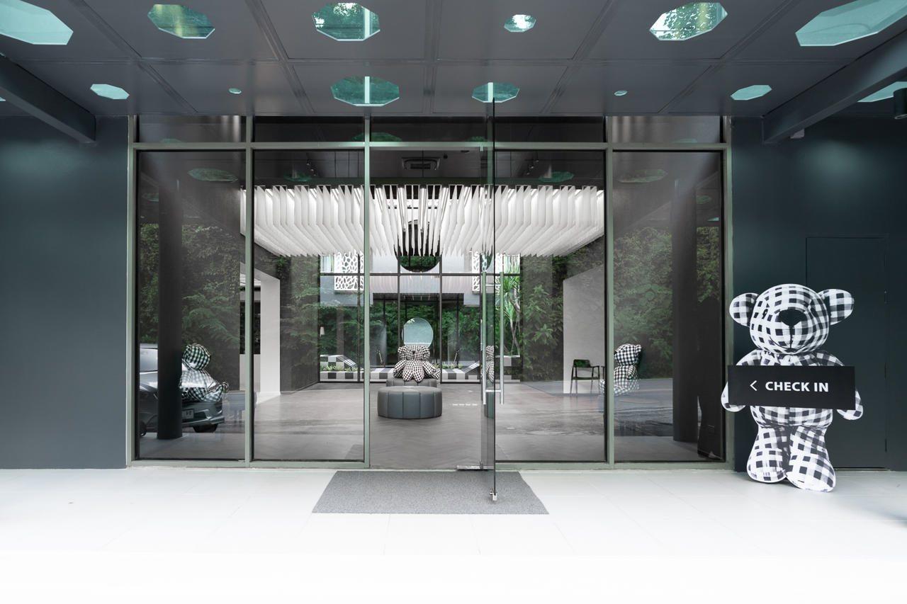 Foto Hotel Phuket Beachfront Luaran gambar The lobby of the hotel