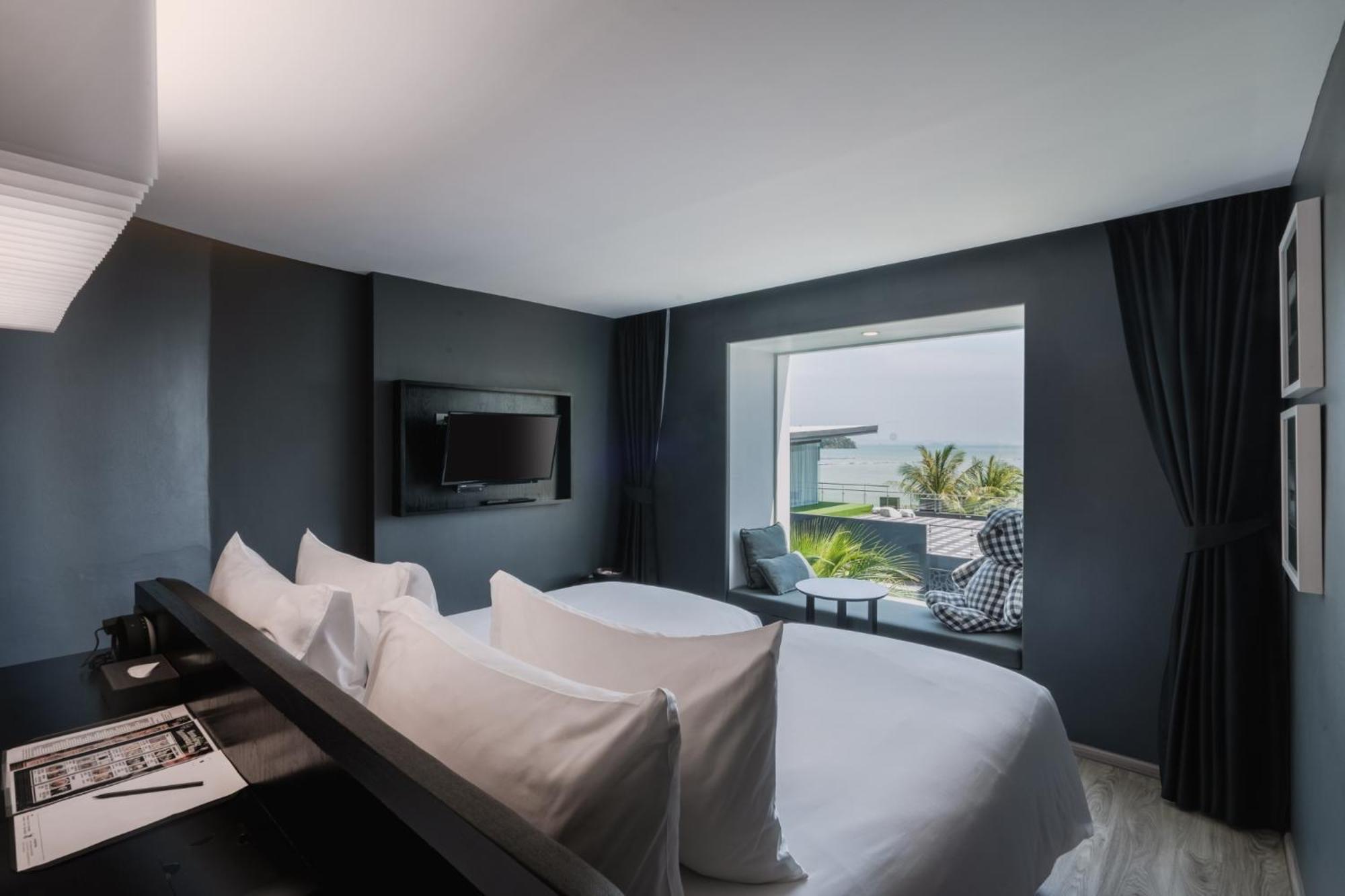 Foto Hotel Phuket Beachfront Luaran gambar